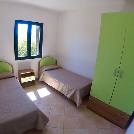 Residence Edilmare San Teodoro Bagian luar foto