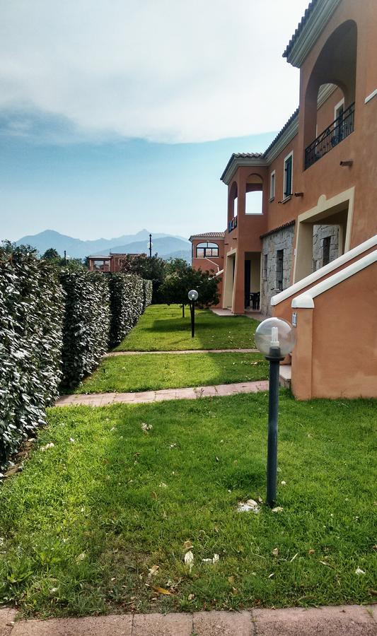 Residence Edilmare San Teodoro Bagian luar foto