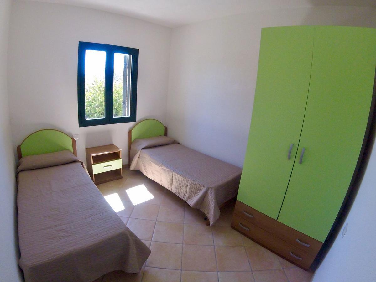 Residence Edilmare San Teodoro Bagian luar foto